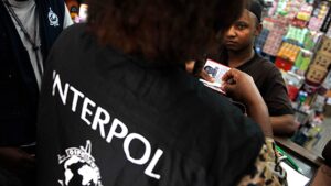 Интерпол: за две недели более 3,7 тысячи человек задержали за торговлю людьми