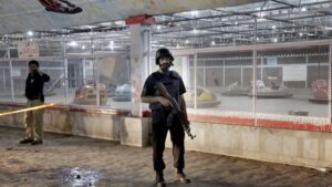 Tribune Express: 5 человек погибли при атаке террориста-смертника в Пакистане