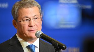 Радий Хабиров