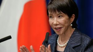 Такаити ушла от ответа на вопрос о пересмотре трех безъядерных принципов