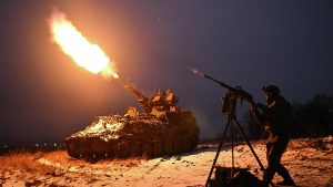 В воронежском доме загорелась квартира после падения обломков сбитых дронов