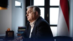 Орбан назвал Гренландию куском льда, который Трамп может добавить в свой виски