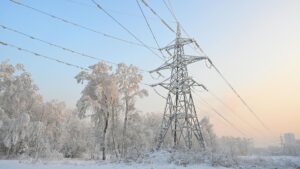 В Мурманской области завершили ремонт защитного троса на линии электроснабжения