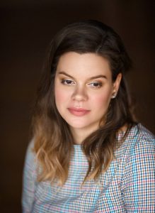 Российская поэтесса Вера Полозкова* объявлена в розыск. В отношении нее возбуждено уголовное дело. Она в 2022 осудила СВ