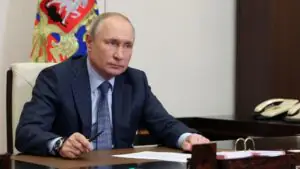 Путин назвал приоритетом развитие ядерной триады как гарантии безопасности