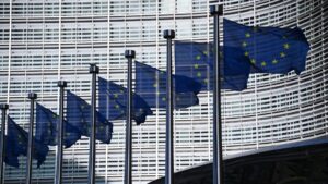 Euractiv: ЕС создаст собственную платформу по обмену военной информацией без США