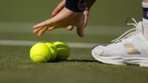 Российский теннисист Кауфман отстранен за нарушение антикоррупционной программы