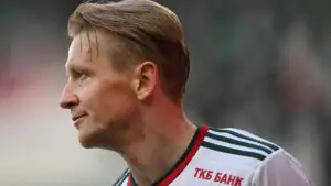 Картину экс-футболиста «Зенита» Смольникова продали на аукционе за 99 тыс рублей