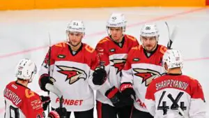 Дубли Фьоре и Маклауда помогли «Авангарду» обыграть «Трактор» в матче КХЛ