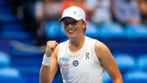 Швентек обыграла индонезийку Тьен и вышла в третий круг турнира в Дохе