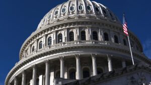 Спикер Джонсон: частичный шатдаун в США можно завершить к 3 февраля