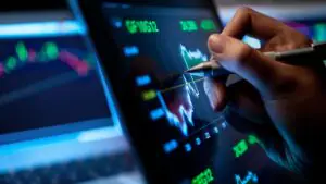 Акции VK выросли после заявления РКН об ограничениях против Telegram