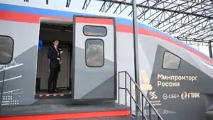 Савельев: 28 поездов будут ходить по ВСМ Москва — Петербург к концу 2028 года