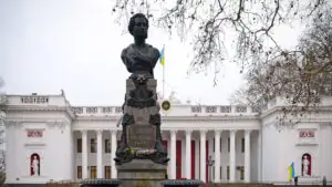 Макгрегор назвал Одессу исторически русским городом