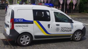 В Одессе при взрыве автомобиля украинского военного погиб водитель