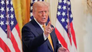 Трамп назвал переговоры по Украине в Женеве значительными и важными