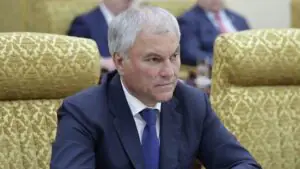Володин отметил вклад дипломатов в защиту суверенитета России