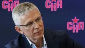 В СКА заявили, что Ларионов пропустит матч с ЦСКА из-за важных хоккейных дел