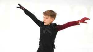 Лев Лазарев выиграл чемпионат России по фигурному катанию среди юниоров