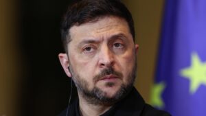 Лавров: Зеленский думает только о собственном выживании