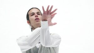 Фигурист Гуменник и его тренер Дайнеко прилетели в Милан для участия в Олимпиаде