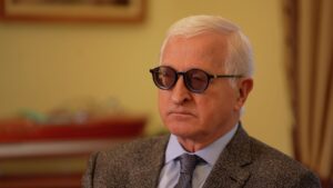 Шохин: ЦБ до апреля будет маленькими шагами снижать ключевую ставку