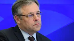 Мирошник: выборы на Украине должны быть частью плана по урегулированию