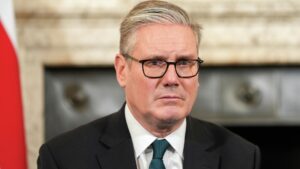 i Paper: Стармер может уволить главу аппарата, чтобы удержаться у власти