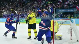 Стали известны полуфинальные пары олимпийского мужского хоккейного турнира