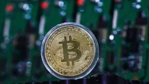 Правительство России одобрило законопроекты, регулирующие обращение криптовалют