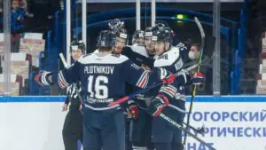 «Металлург» в овертайме обыграл «Сибирь» в матче КХЛ со счетом 2:1