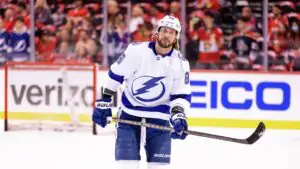 Российский нападающий Кучеров назван третьей звездой дня в НХЛ