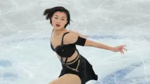 Фигуристка Сакамото лидирует после короткой программы на чемпионате мира в Праге