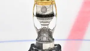 «Металлург» обыграл «Сибирь» в первом матче серии первого раунда плей-офф КХЛ