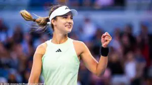 Калинская победила Сонмез и вышла в третий круг турнира WTA 1000 в Индиан-Уэллсе