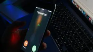 Машаров: мошенники обманывают россиян при попытке уехать с Ближнего Востока