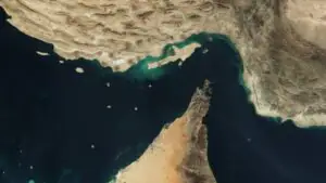 MarineTraffic: около 300 танкеров находятся на подходе к Ормузскому проливу