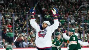 Российский нападающий «Коламбуса» Марченко признан первой звездой дня в НХЛ