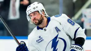 Кучеров набрал три очка в матче «Тампы» с «Баффало» в НХЛ