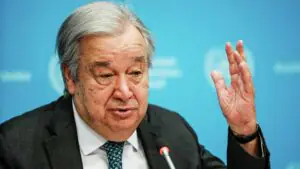 Гутерреш призвал к немедленной деэскалации на Ближнем Востоке