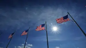 Посольство США в Кувейте приостановило работу до дальнейшего уведомления