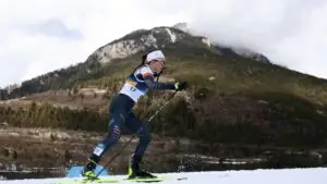 Российская лыжница Непряева стала пятой в скиатлоне на этапе Кубка мира в Фалуне