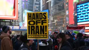 Axios: США использовали переговоры с Ираном как отвлекающий маневр перед атакой