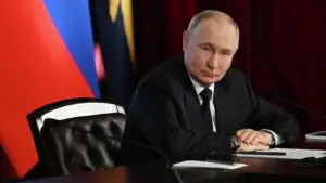 Путин: деятельность МВД сопоставима с событиями на линии боевого соприкосновения