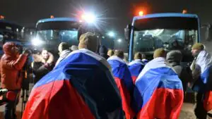 Омбудсмен Морозова: Киев практически не меняет военнопленных уроженцев ДНР