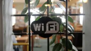 Тутынин: бесплатный Wi-Fi может оказаться небезопасным из-за мошенников