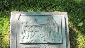 Посол Дарчиев: возвращение Трампа позволило возобновить церемонию у «Духа Эльбы»