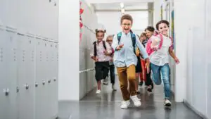 Летние каникулы в российских школах пройдут с 27 мая по 31 августа