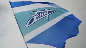 Тренера «Зенита» Анюкова дисквалифицировали и оштрафовали за оскорбление арбитра