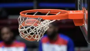 Баскетболисты «Мичигана» обыграли «Коннектикут» и выиграли «Мартовское безумие»